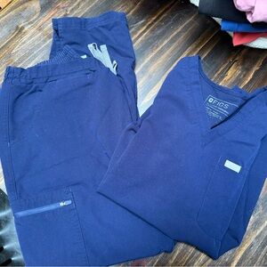 Figs Navy Women’s Set